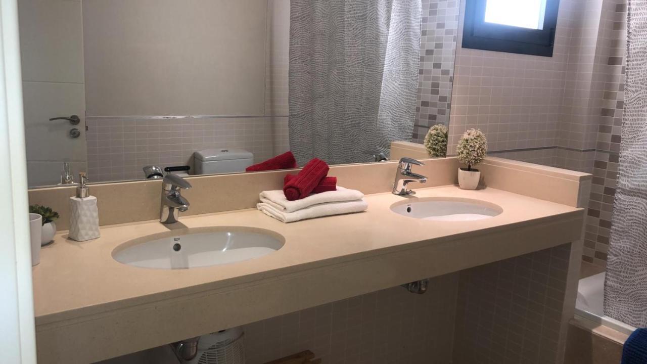칼레타데푸스테 Modern Flat 아파트 외부 사진